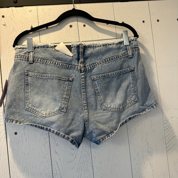 New! Tie Jean Shorts Size 8 - Picture 3 of 3